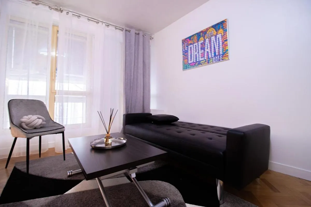 Apartmán Elegante Evasion Dans Le Vibrant 11E Arrondissement - Longue Duree Paříž Francie