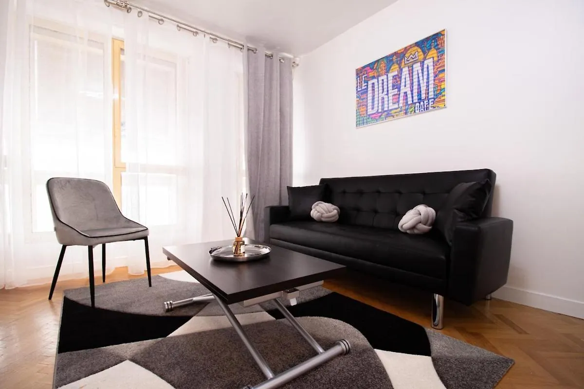 Apartmán Elegante Evasion Dans Le Vibrant 11E Arrondissement - Longue Duree Paříž 0*,  Francie